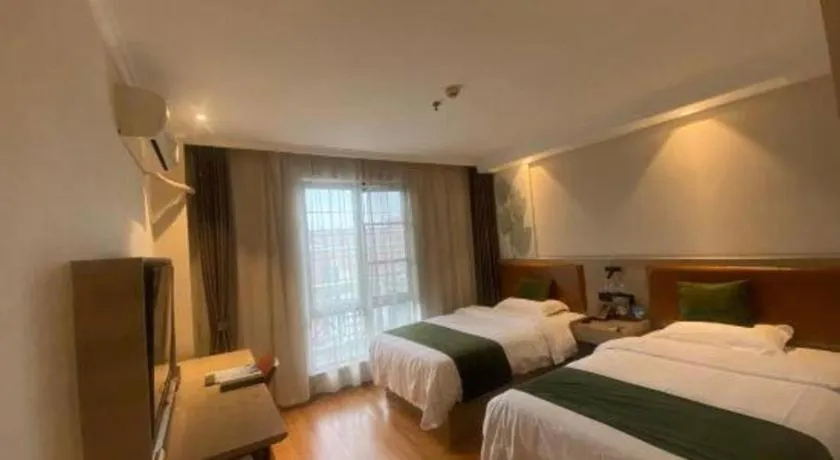 Bed in GreenTree Inn Xuzhou High Speed Railway Station Express Hotel