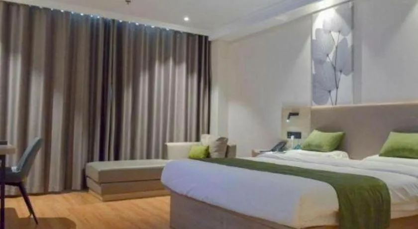Bed in GreenTree Inn Xuzhou High Speed Railway Station Express Hotel