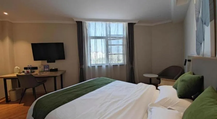 Bed in GreenTree Inn Xuzhou High Speed Railway Station Express Hotel