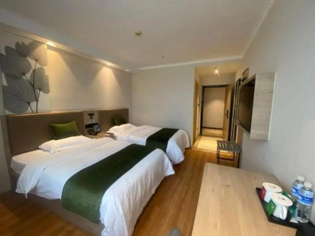Bed in GreenTree Inn Xuzhou High Speed Railway Station Express Hotel