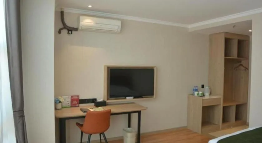 GreenTree Inn Xuzhou High Speed Railway Station Express Hotel