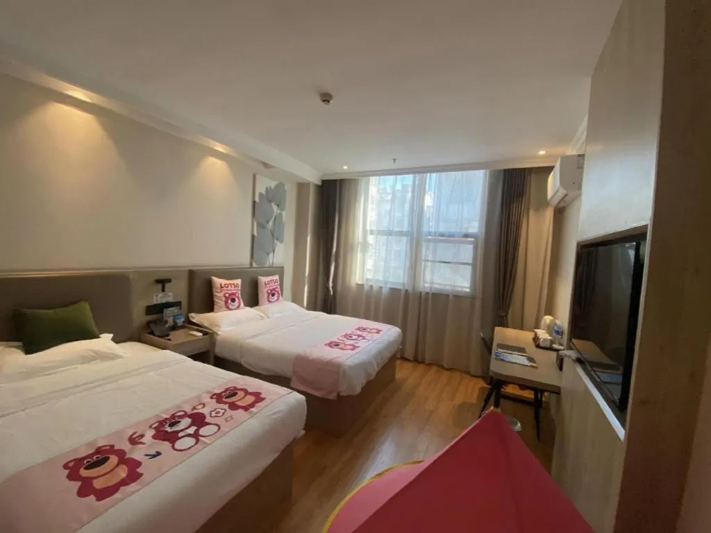 Bed in GreenTree Inn Xuzhou High Speed Railway Station Express Hotel