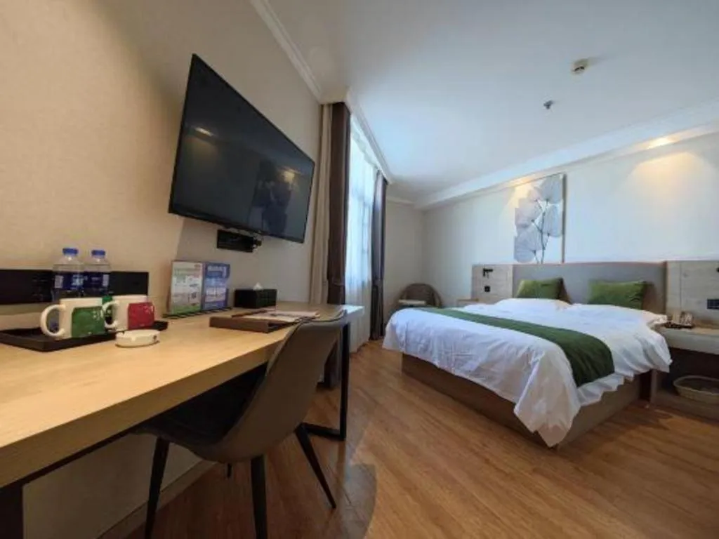Bed in GreenTree Inn Xuzhou High Speed Railway Station Express Hotel