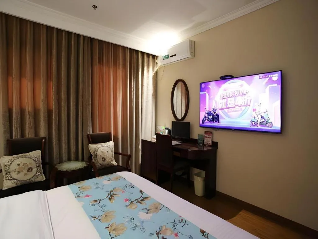Bed in GreenTree Inn Jiangsu Wuxi Xishan DongTing Erquan East Road XinGuang Newly Estate Express Hotel