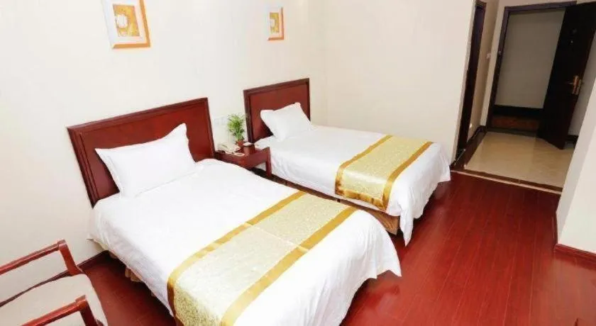 Bed in GreenTree Inn Nanjing Software Valley DaDingFang Express Hotel