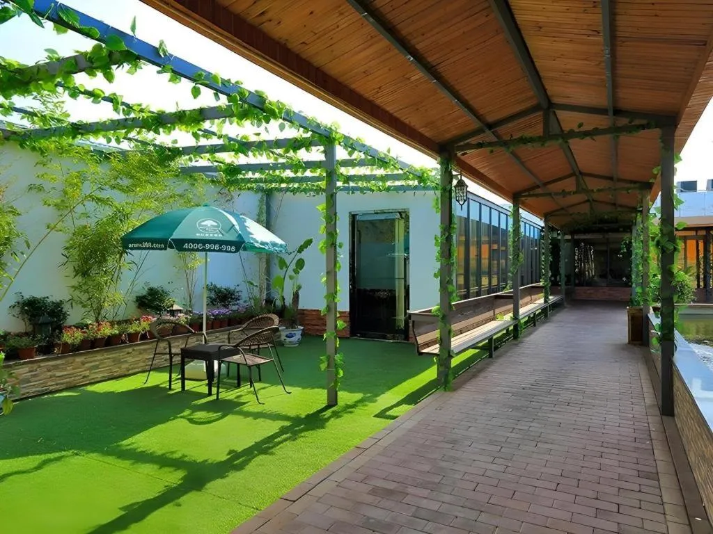 GreenTree Inn Nanjing Software Valley DaDingFang Express Hotel