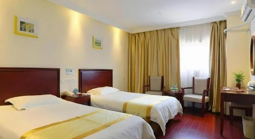 Bed in GreenTree Inn Nanjing Software Valley DaDingFang Express Hotel