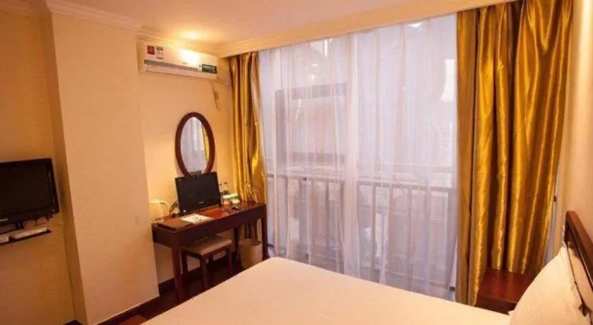 Bed in GreenTree Inn Nanjing Software Valley DaDingFang Express Hotel