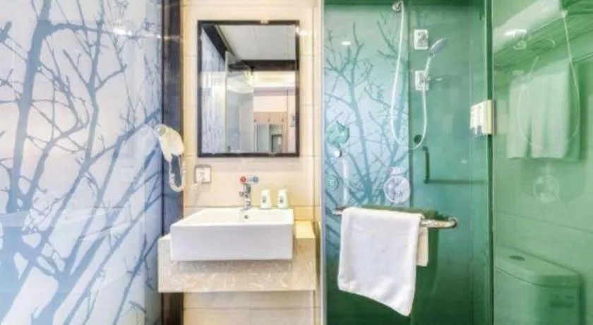 Vatica ShangHai Pudong Airport Disney Huaxia(E) Road Metro Station Hotel .