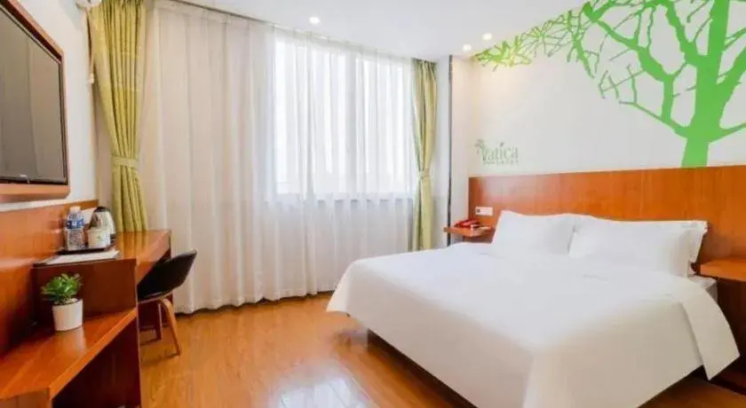 Bed in Vatica ShangHai Pudong Airport Disney Huaxia(E) Road Metro Station Hotel . Bed in Vatica ShangHai Pudong Airport Disney Huaxia(E) Road Metro Station Hotel .