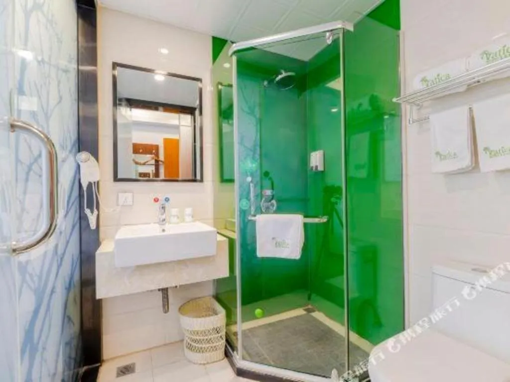 Vatica ShangHai Pudong Airport Disney Huaxia(E) Road Metro Station Hotel .