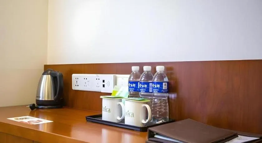 Vatica ShangHai Pudong Airport Disney Huaxia(E) Road Metro Station Hotel .