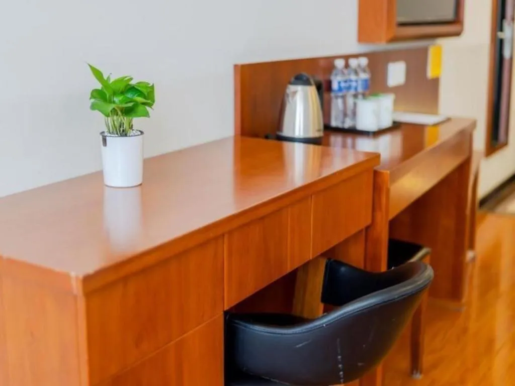 Vatica ShangHai Pudong Airport Disney Huaxia(E) Road Metro Station Hotel .