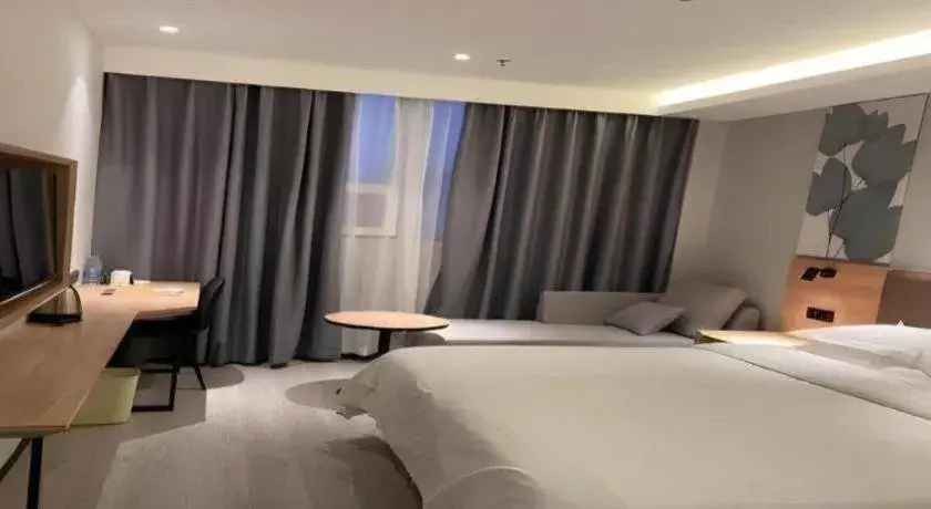 Bed in GreenTree Inn Nanjing Dachang Getang Metro Station Express Hotel Bed in GreenTree Inn Nanjing Dachang Getang Metro Station Express Hotel