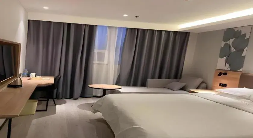 Bed in GreenTree Inn Nanjing Dachang Getang Metro Station Express Hotel Bed in GreenTree Inn Nanjing Dachang Getang Metro Station Express Hotel