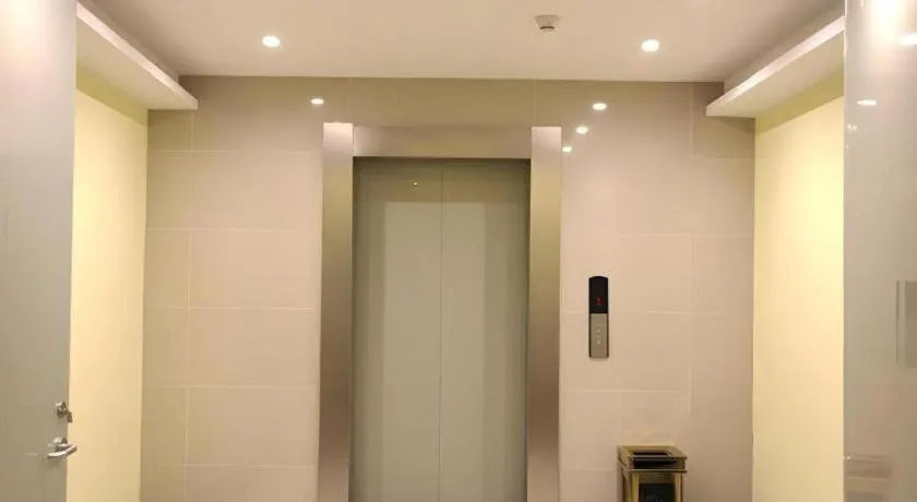 GreenTree Inn Nanjing Dachang Getang Metro Station Express Hotel