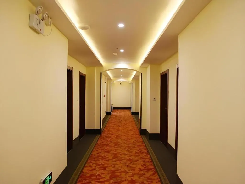GreenTree Inn Nanjing Dachang Getang Metro Station Express Hotel
