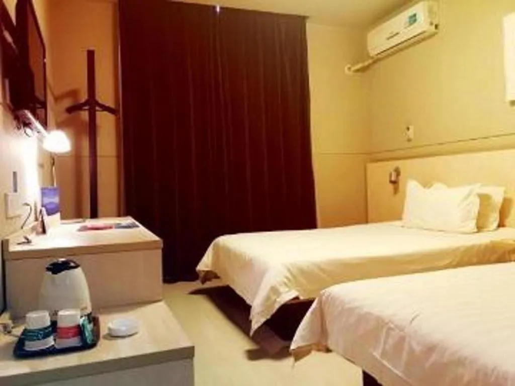 Bed in Jinjiang Inn Linyi Jinqueshan Road Branch