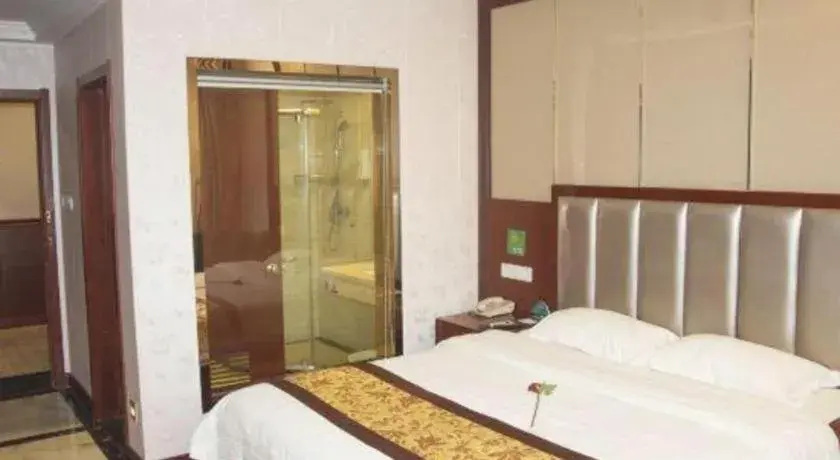Bed in GreenTree Inn JiangSu Wuxi Jiangyin City QinGYAng Town Fuqian Road Express Hotel Bed in GreenTree Inn JiangSu Wuxi Jiangyin City QinGYAng Town Fuqian Road Express Hotel