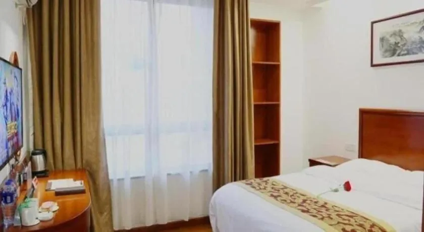 Bed in GreenTree Inn Hefei Feidong Guiwang Road Luzhou Medical School Business Hotel