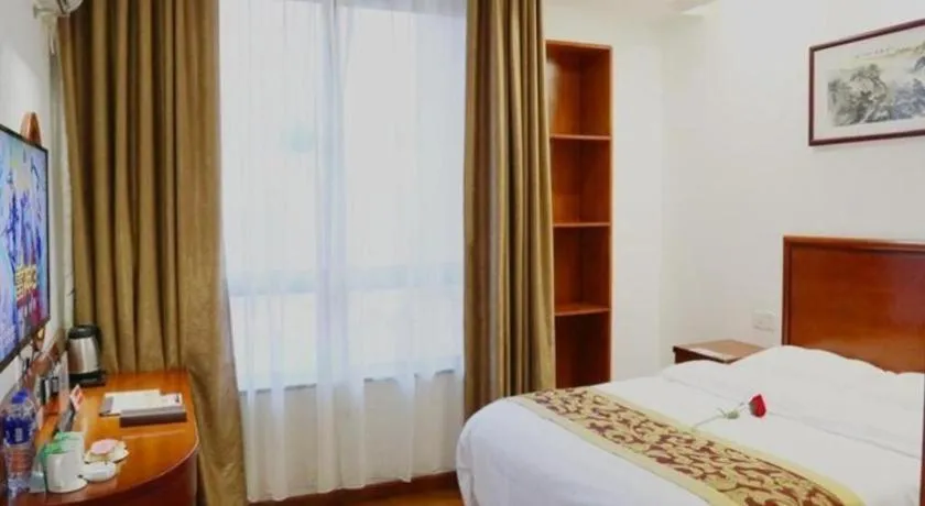 Bed in GreenTree Inn Hefei Feidong Guiwang Road Luzhou Medical School Business Hotel