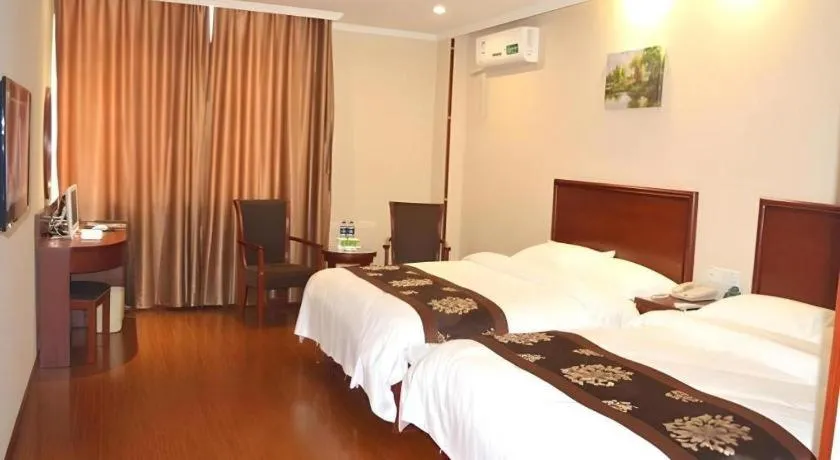 Bed in GreenTree Inn Hefei Feidong Guiwang Road Luzhou Medical School Business Hotel