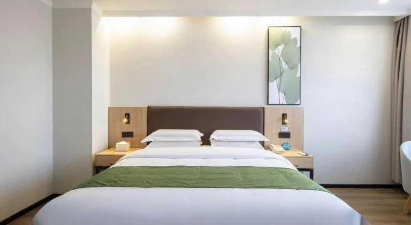 Bed in GreenTree Inn Hefei Feidong Guiwang Road Luzhou Medical School Business Hotel