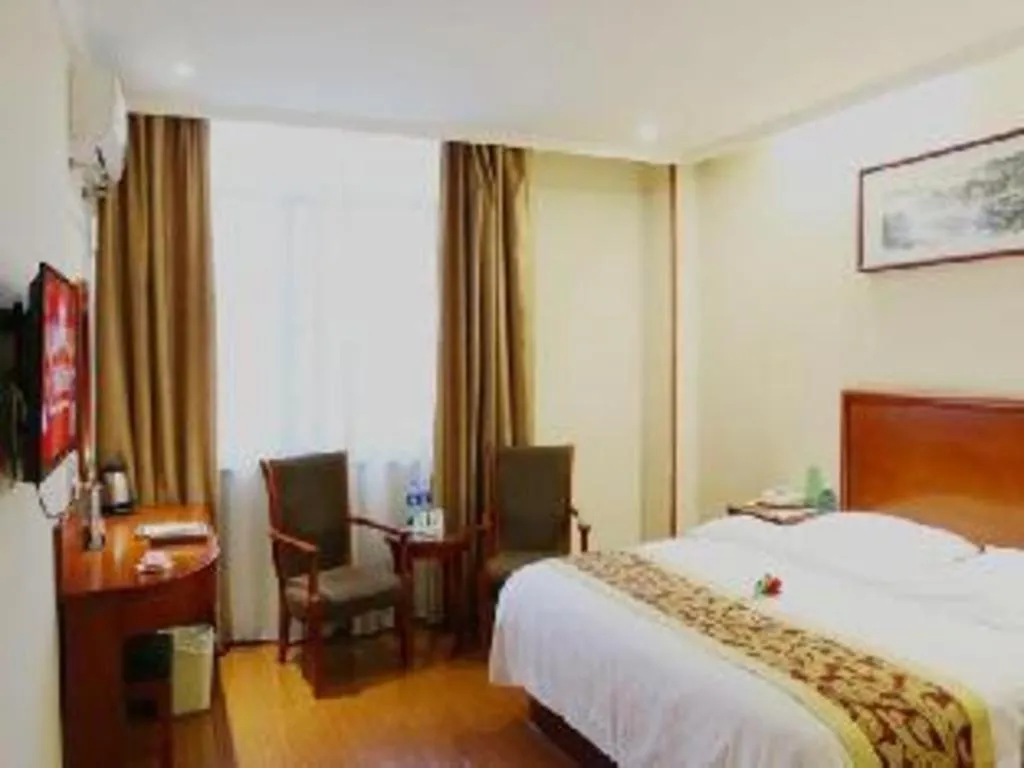 Bed in GreenTree Inn Hefei Feidong Guiwang Road Luzhou Medical School Business Hotel