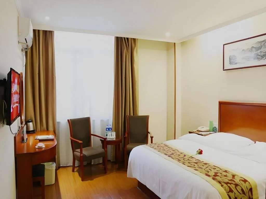 Bed in GreenTree Inn Hefei Feidong Guiwang Road Luzhou Medical School Business Hotel