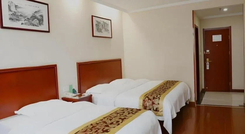 Bed in GreenTree Inn Hefei Feidong Guiwang Road Luzhou Medical School Business Hotel
