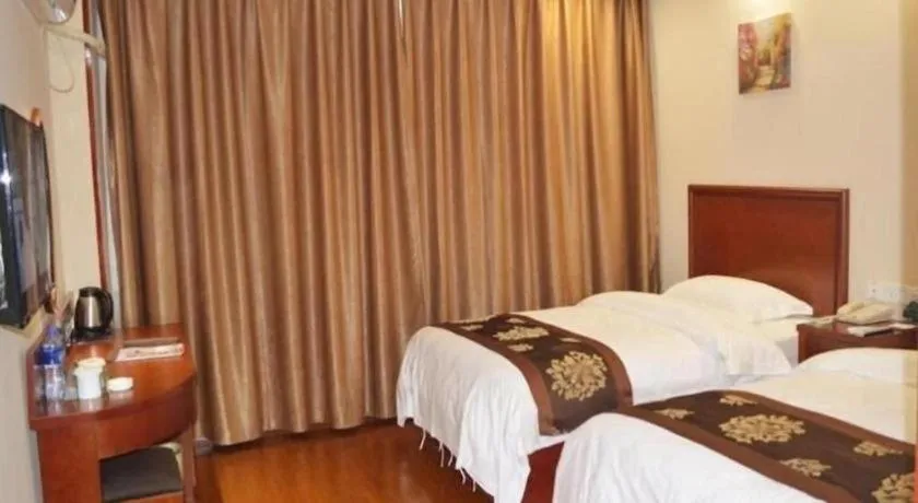 Bed in GreenTree Inn Hefei Feidong Guiwang Road Luzhou Medical School Business Hotel