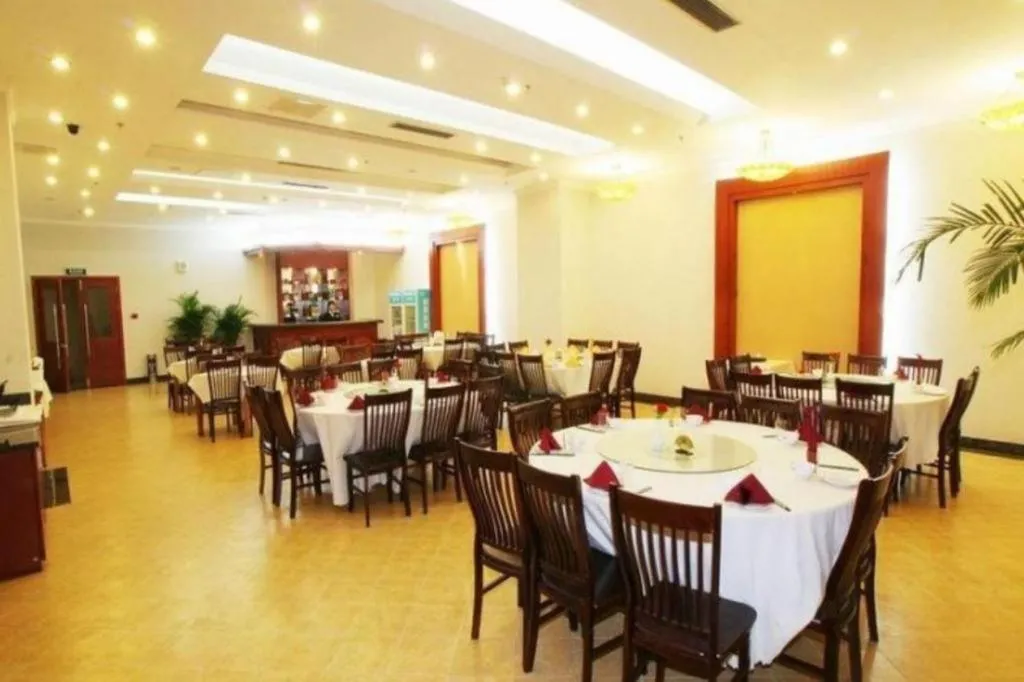 GreenTree Inn JiangSu WuXi BinHu TaiHu Pearl Development Mansion Business Hotel