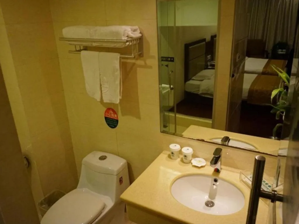 GreenTree Inn Yancheng Bus Station Business Hotel