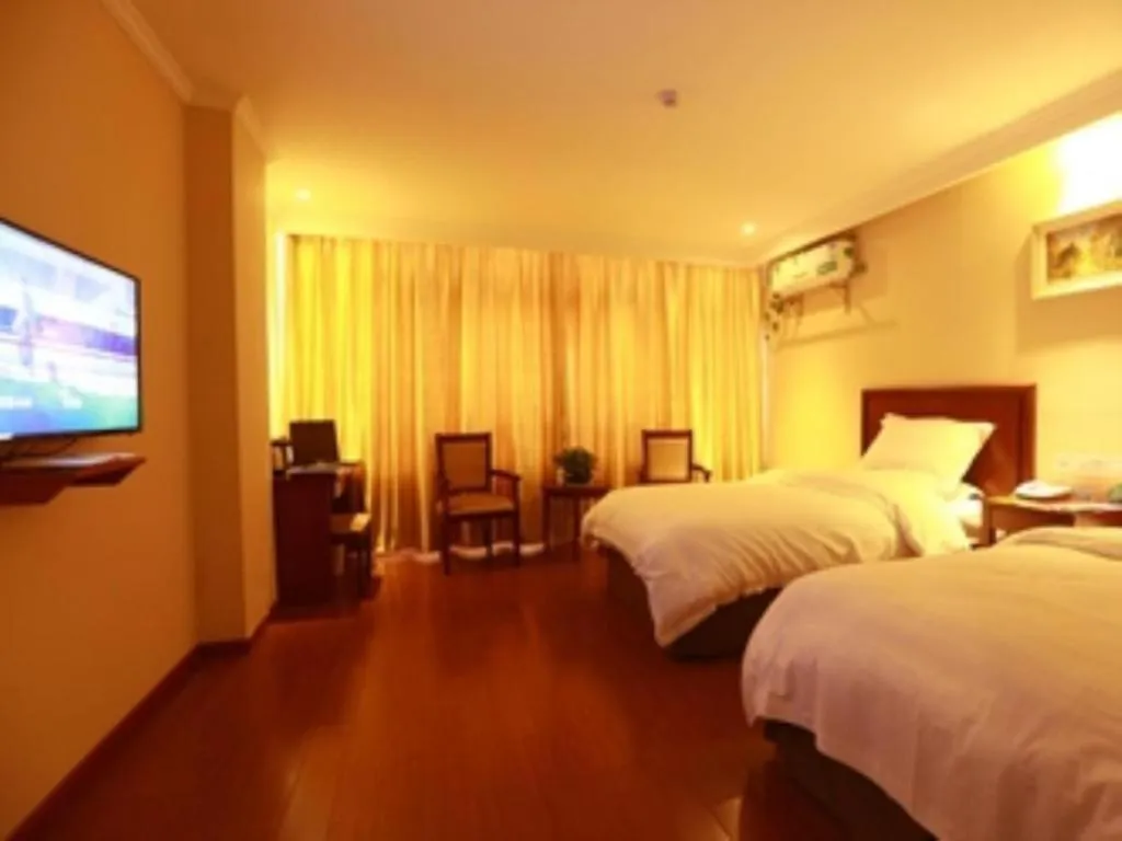 Bed in GreenTree Inn Chizhou Pingtian Lake Qingfeng Avenue Business Hotel