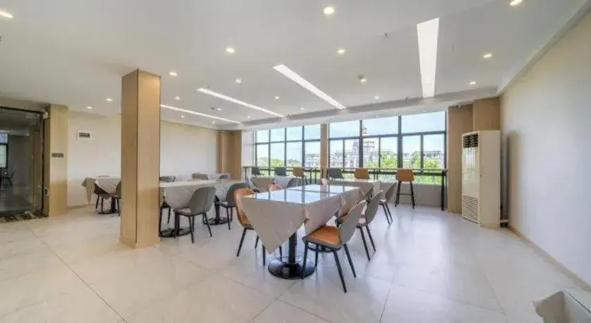 GreenTree Inn Chizhou Pingtian Lake Qingfeng Avenue Business Hotel GreenTree Inn Chizhou Pingtian Lake Qingfeng Avenue Business Hotel