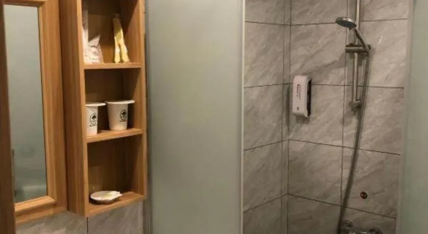 GreenTree Inn Yangzhou Slender West Lake Wencheng Attic Express Hotel