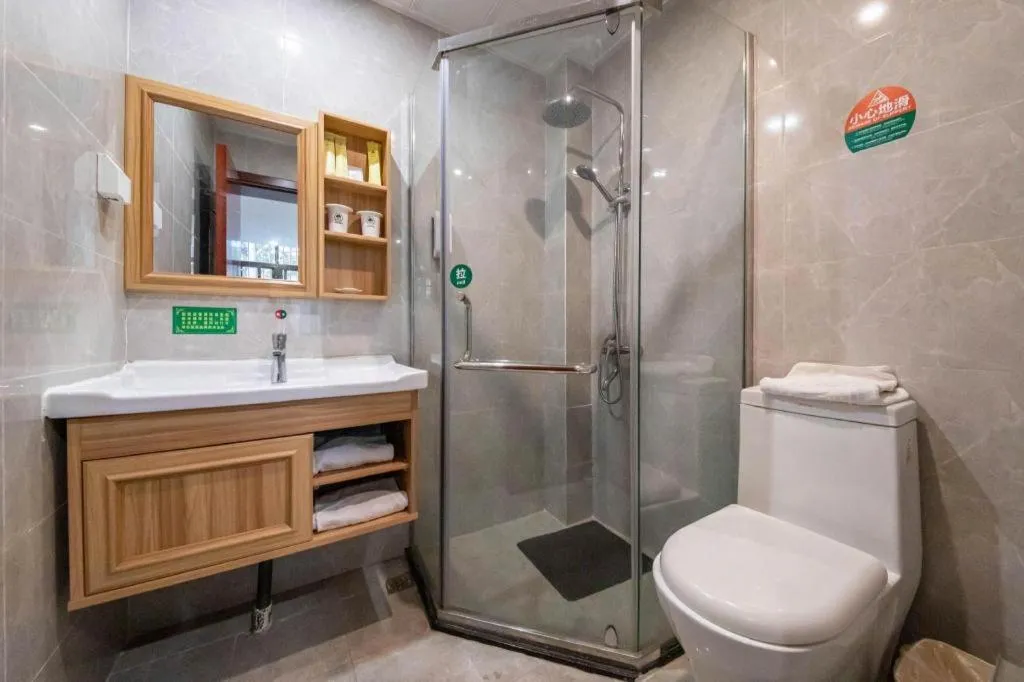 GreenTree Inn Yangzhou Slender West Lake Wencheng Attic Express Hotel