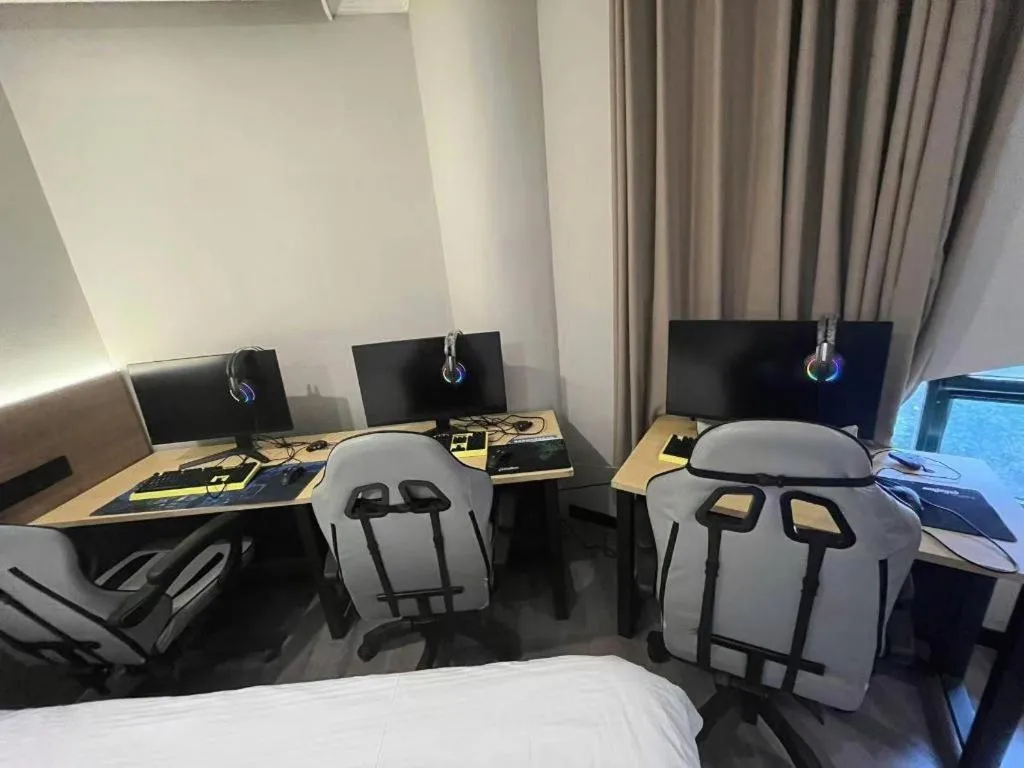 GreenTree Inn Shanghai MinHang ZhuanQiao Subway Station East ZhuanXing Road Shell Hotel