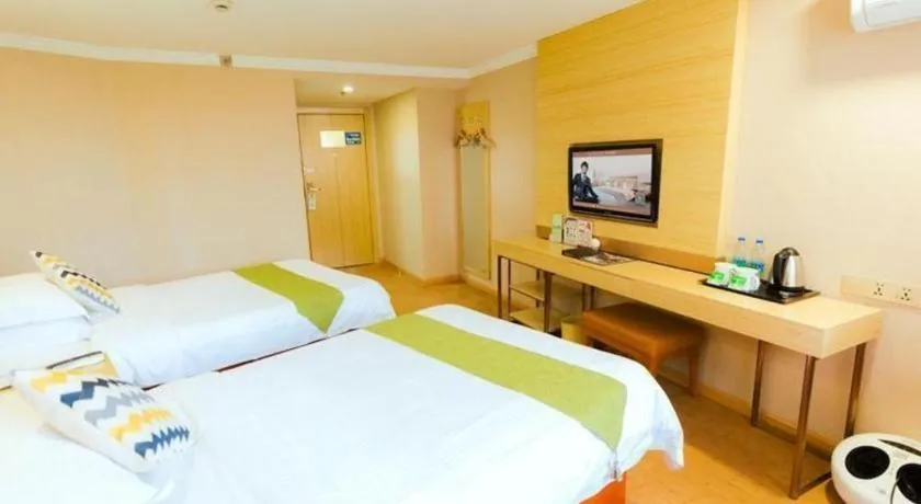 Bed in GreenTree Inn Shanghai Guangxin Road Tongji Hospital Express Hotel