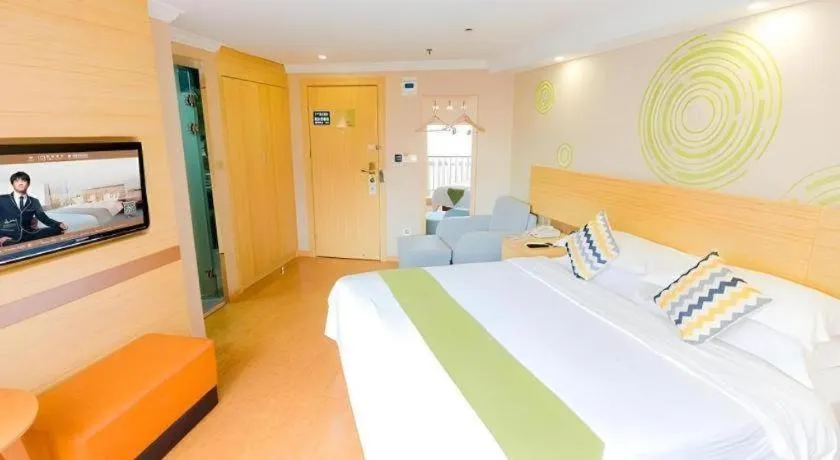 Bed in GreenTree Inn Shanghai Guangxin Road Tongji Hospital Express Hotel