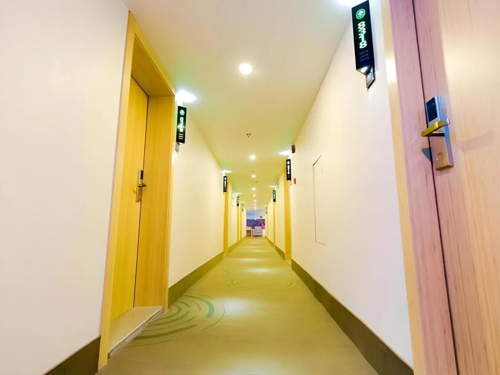 GreenTree Inn Shanghai Guangxin Road Tongji Hospital Express Hotel