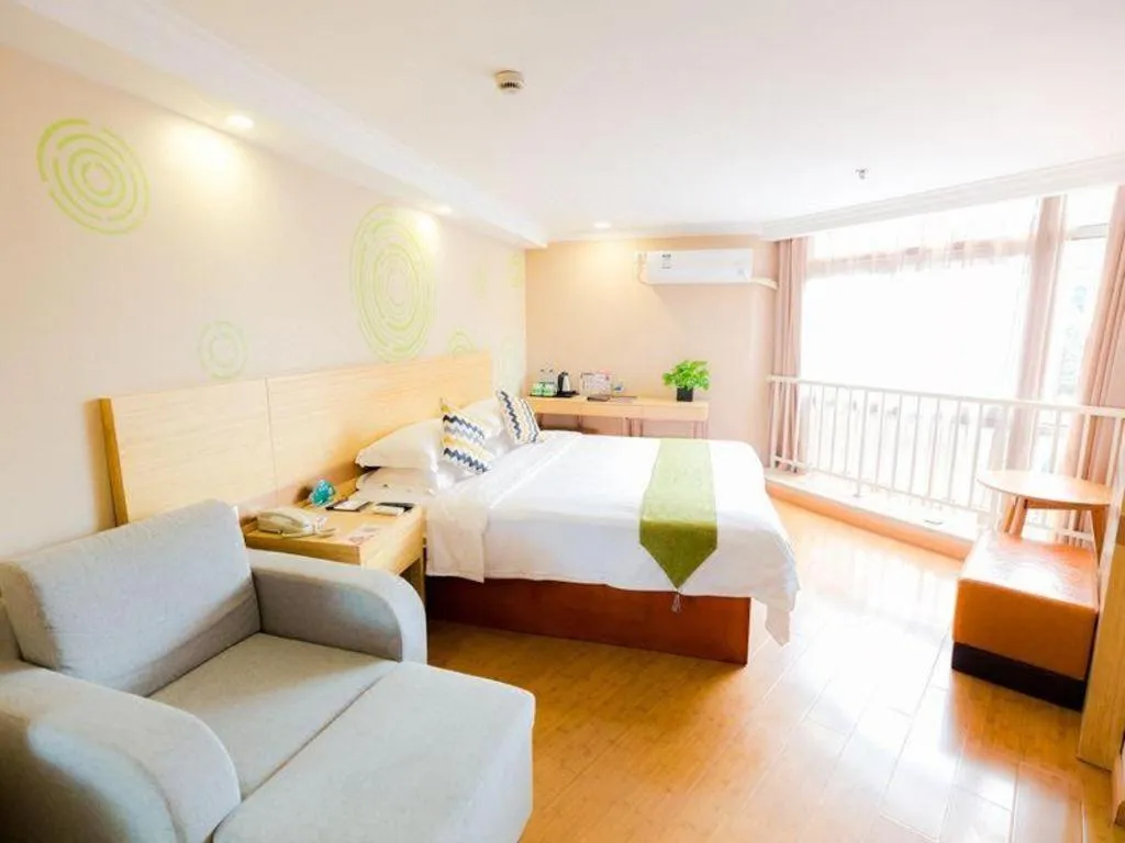 Bed in GreenTree Inn Shanghai Guangxin Road Tongji Hospital Express Hotel