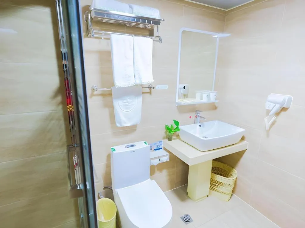 GreenTree Inn Shanghai Guangxin Road Tongji Hospital Express Hotel