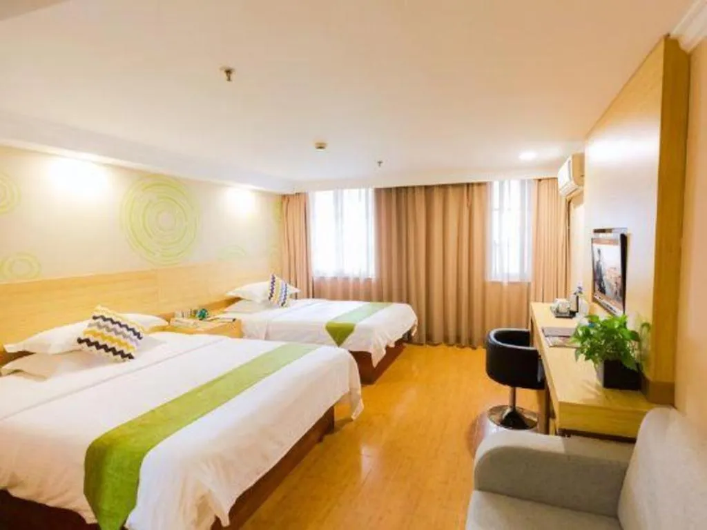 Bed in GreenTree Inn Shanghai Guangxin Road Tongji Hospital Express Hotel
