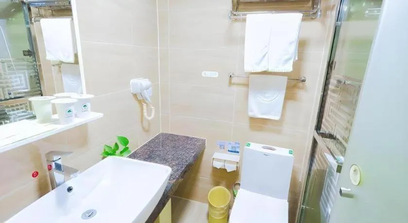 GreenTree Inn Shanghai Guangxin Road Tongji Hospital Express Hotel