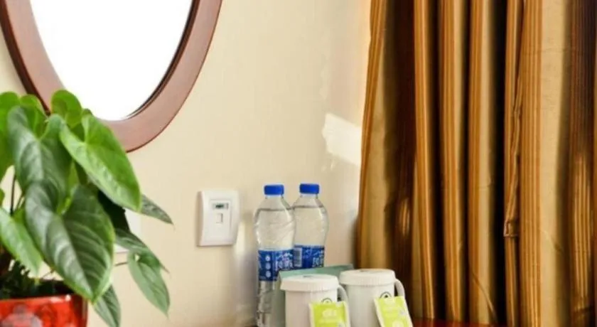 GreenTree Inn LangFang GuanGYAng District High-speed Railway Station Business Hotel