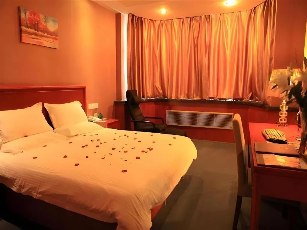 Bed in GreenTree Inn Lanzhou Yantan Road Express Hotel