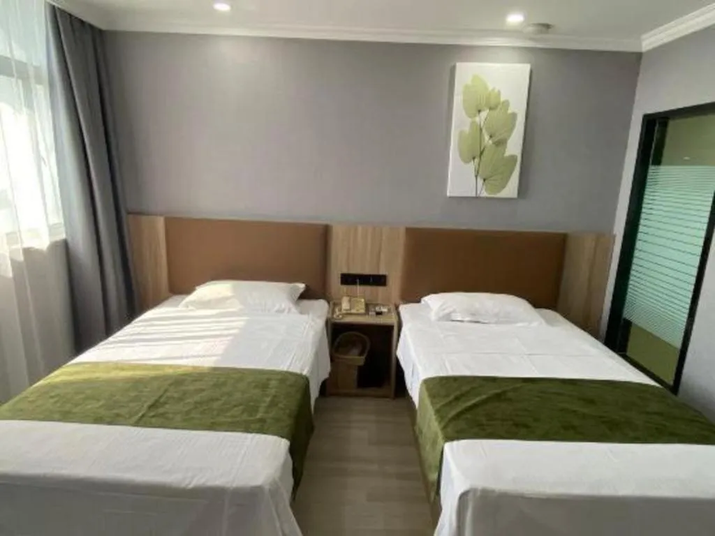 Bed in GreenTree Inn Wuhu Fangte Second Phase Nanxiang Wanshang Express Hotel