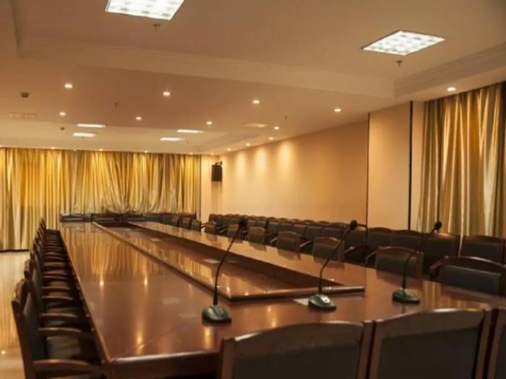 GreenTree Inn Wuhu Fangte Second Phase Nanxiang Wanshang Express Hotel