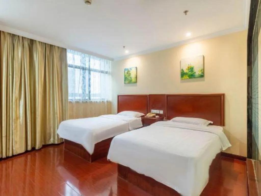Bed in GreenTree Inn Wuhu Fangte Second Phase Nanxiang Wanshang Express Hotel